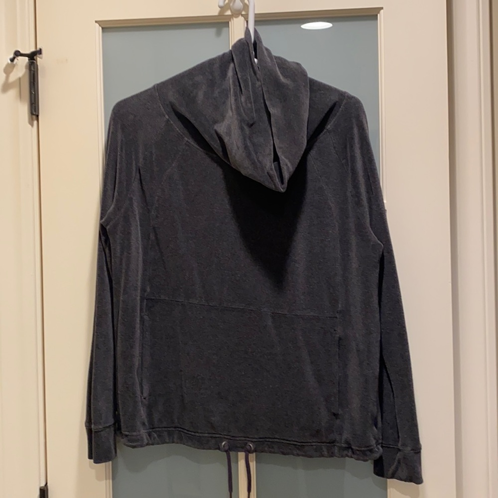 Athleta Women’s Funnel Neck Velour Sweatshirt Size Small